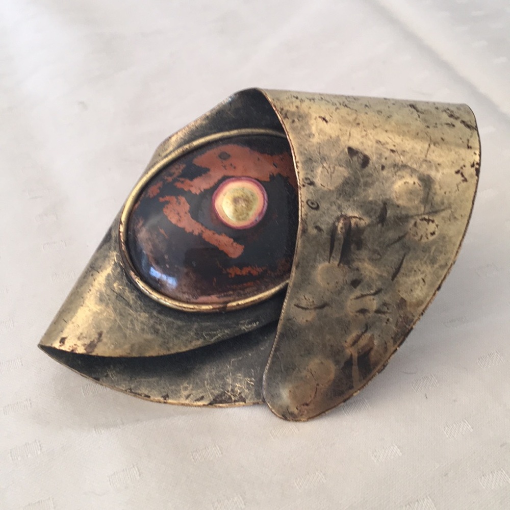Brooch
